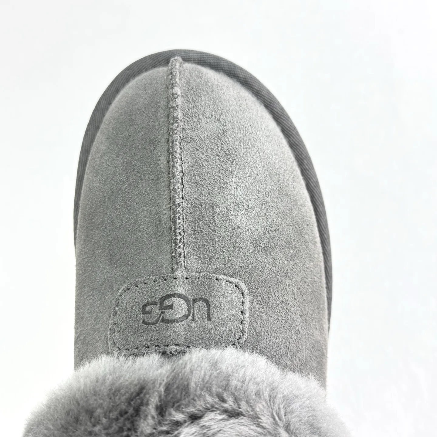 Self-pickup💰440 UGG Tatzite three-centimeter thick sole, glutinous, slip-on, easy to put on and take off, model 4810, slip-on casual fur shoes, short boots, color: maroon, reindeer, antelope brown, black, gray 𝚜𝚒𝚣𝚎: 𝟯𝟱-𝟰𝟬